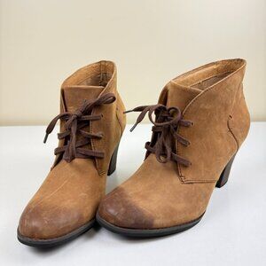 EUC Clarks Indigo Distressed Brown Leather Ankle Boots